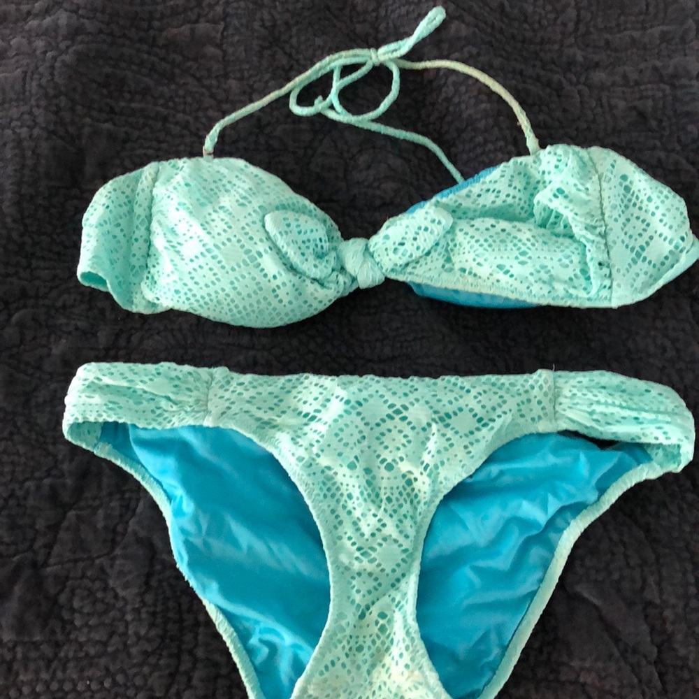Lace bikini